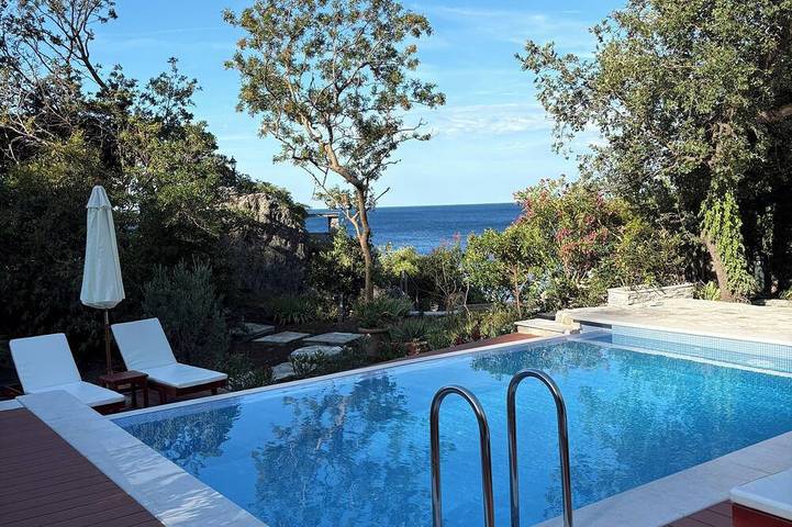 Holiday rental for 10 people, with Terrace and Garden in Montenegro