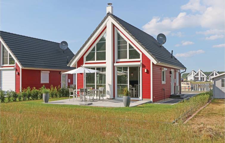 Gemütliche Wohnung mit Terrasse und Parkplatz in der Nähe der Trattoria Punto Uno in Zerpenschleuse, Wandlitz