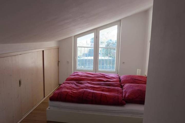 Ganze Wohnung, Ferienwohnung Kaiserblick ruhige Lage, zentral gelegen. in Stephanskirchen, Landkreis Rosenheim