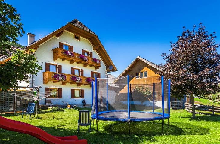 Bauernhof für 7 Personen, mit Balkon und Garten, kinderfreundlich