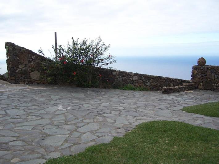Casa rural para 3 personas, con jardín y vistas en Valverde - 3