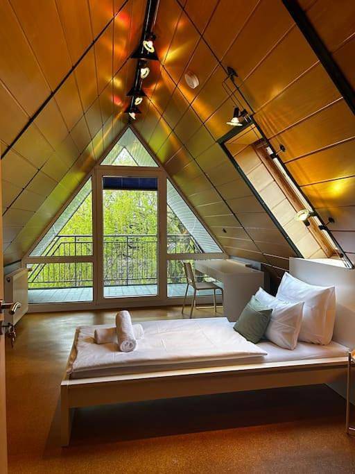 Ferienhaus für 9 Personen, mit Balkon und Terrasse sowie Garten und Ausblick
