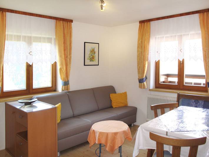 Ferienwohnung für 5 Personen, mit Balkon und Terrasse sowie Garten in Tobadill - 4