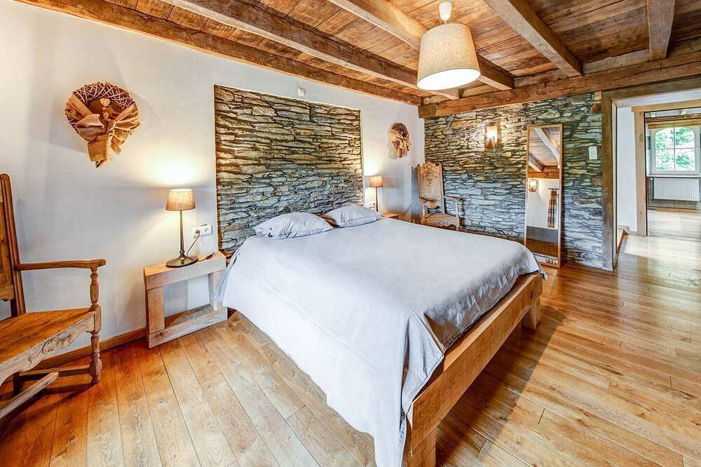 Casa vacanza a Léglise a partire da 163€ a notte