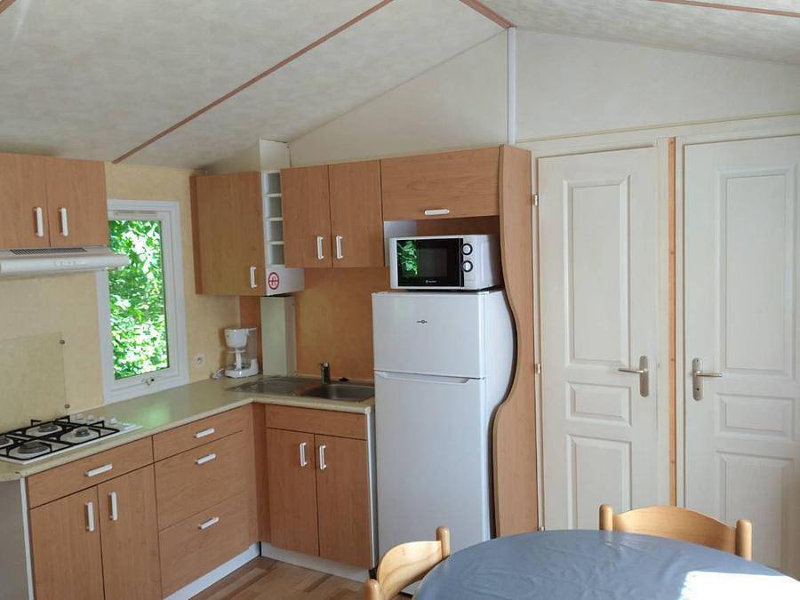 Camping L'Ambois - Mobilhome 4 personnes - C - Mobile-home 2 ch. Confort - Samedi 4 pers. in Mouilleron-le-Captif, Vallée de la Loire