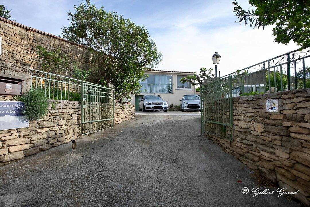 Chez Maguy - Chambre 2 in Robion, Parc naturel régional du Luberon