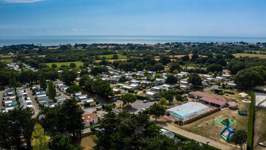Camping pour 4 personnes, avec Terrasse à Les Moutiers-en-Retz - 3