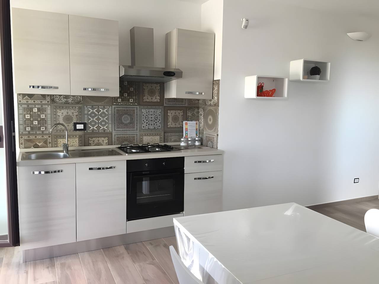 Casa Vacacional 'La Collina' con Terraza Privada, Wi-Fi y Aire Acondicionado in Galatone, Golfo de Tarento