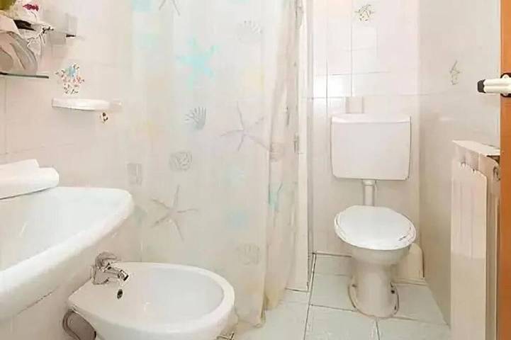 Gîte pour 3 personnes, avec piscine ainsi que balcon et jardin dans Ischia - 4
