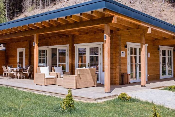 Ferienwohnung für 8 Personen, mit Balkon und Whirlpool sowie Sauna