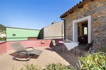 Agriturismo per 4 Persone in Toirano, Alpi Liguri, Foto 2
