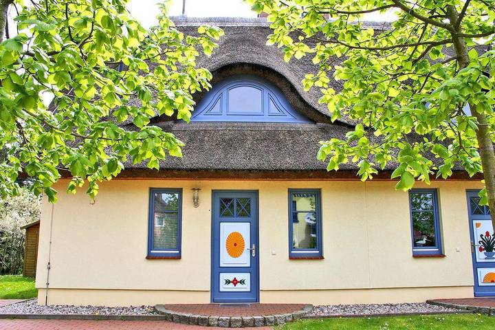 Ferienhaus für 4 Personen, mit Terrasse und Garten in Prerow - 2