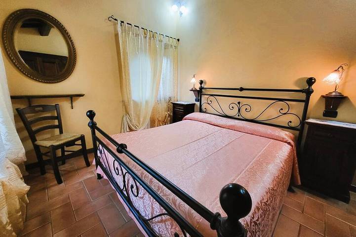 Location de vacances pour 6 personnes, avec jardin et balcon à Camporgiano - 2