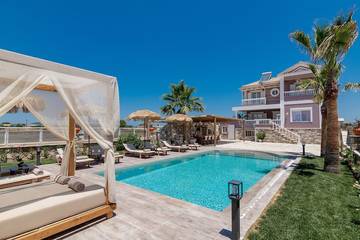 Ferienhaus für 12 Personen, mit Garten in Kalamaki