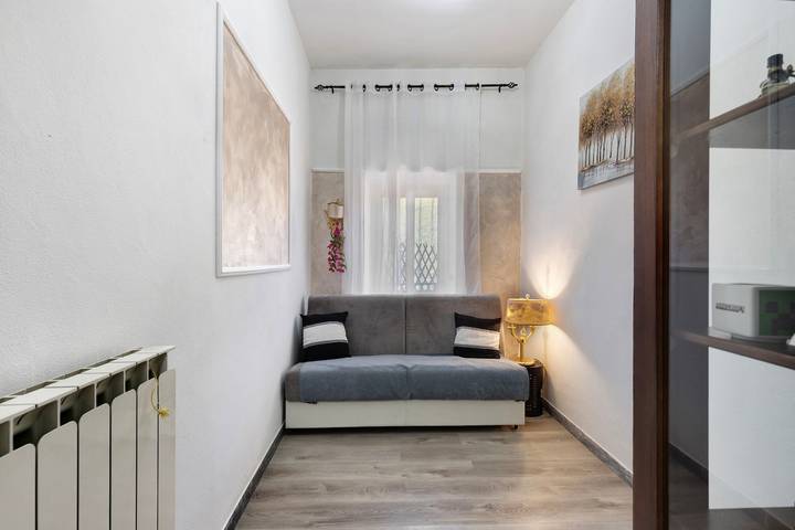 Ganze Wohnung, Ferienwohnung 'Colombina Bianca' mit Bergblick und Balkon in Licenza, Latium