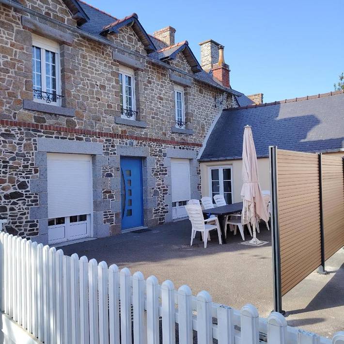 Location de vacances pour 10 personnes, avec terrasse dans Plage De La Greve A Cherrueix