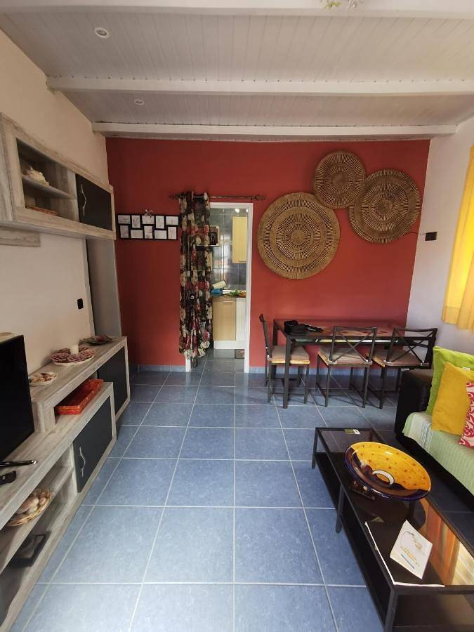 Casa rural para 2 personas, con Terraza y Jacuzzi además de Jardín y Piscina en Puerto del Rosario - 3