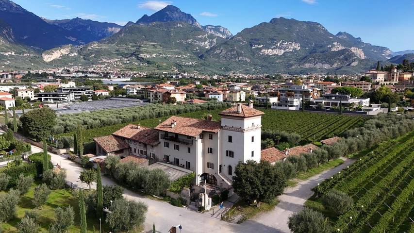 Appart’hôtel pour 6 personnes, avec vue et jardin, animaux acceptés