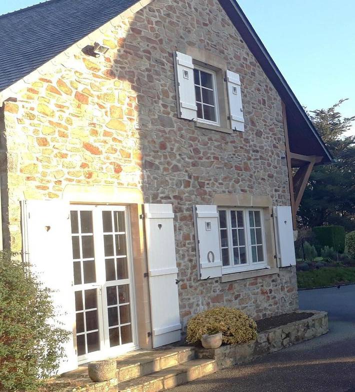 Location de vacances pour 5 personnes, avec vue ainsi que jardin et terrasse à Saint-Sauveur-le-Vicomte - 4