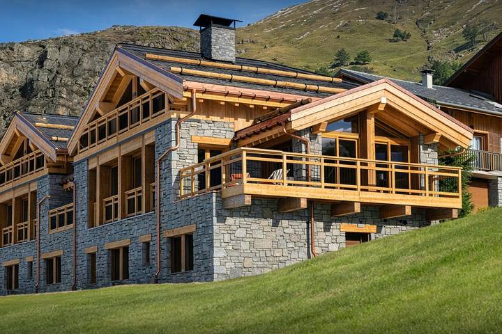 Chalet für 14 Personen, mit Whirlpool und Sauna sowie Terrasse, kinderfreundlich in Les Menuires - 4
