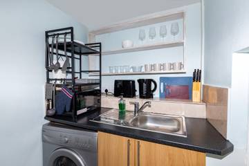 Holiday Rental for 2 People in Glastonbury, Somerset, Photo 2