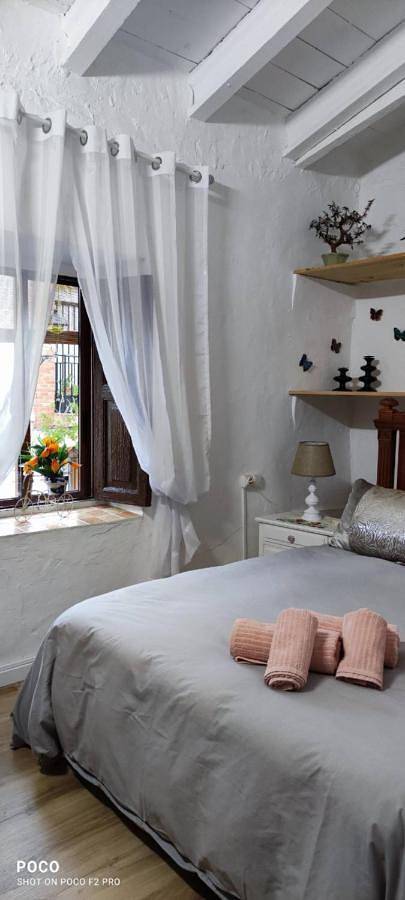 Casa rural para 6 personas, con terraza en Camp de Morvedre - 4