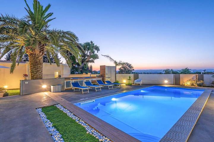 Casa vacanza per 14 persone, con idromassaggio - 1