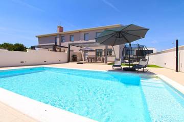 Cottage pour 6 personnes, avec terrasse et jardin à Bale (Croatie)