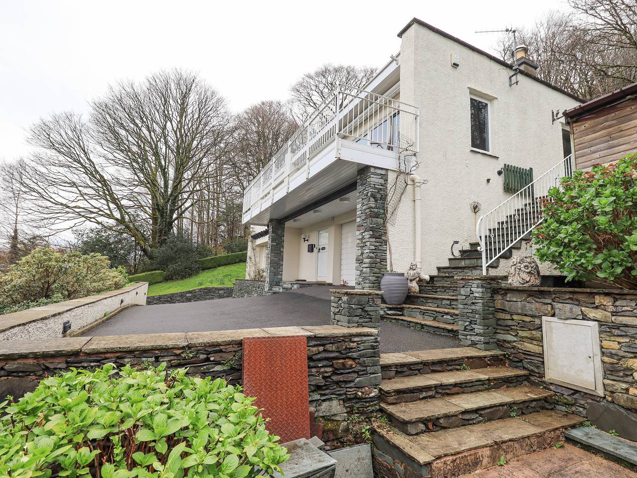 Cottage for 6 People in Bowness-on-Windermere, Cumbria