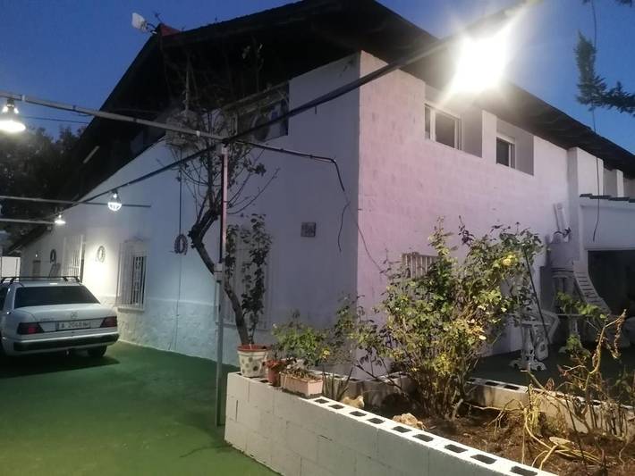 Casa rural para 18 personas, con Jacuzzi y Terraza además de Jardín y Piscina en Biar