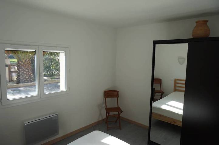 Gîte pour 4 personnes, avec jardin et terrasse dans La Bergerie - 2