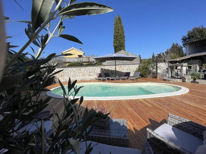 Chambre d’hôte pour 2 personnes, avec piscine ainsi que jardin et jacuzzi à Saint-Alban-Auriolles - 2