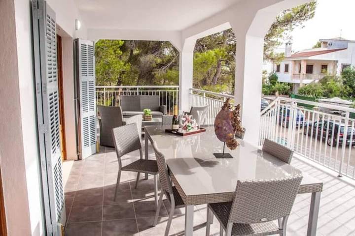 Villa pour 6 personnes, avec jardin, adapté aux familles à Son Serra de Marina