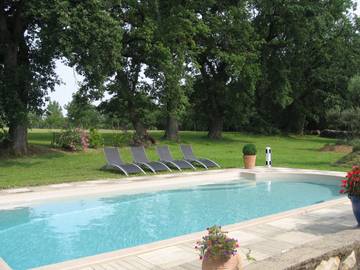 Gîte pour 4 personnes, avec jardin ainsi que balcon et piscine dans le Gers