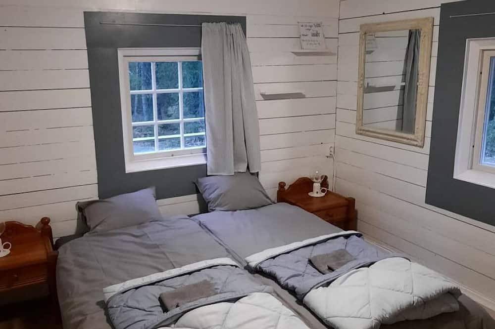 Gemütliches 6-Personen-Haus mitten im Wald, genießen Sie die Weite und Ruhe in Värmland