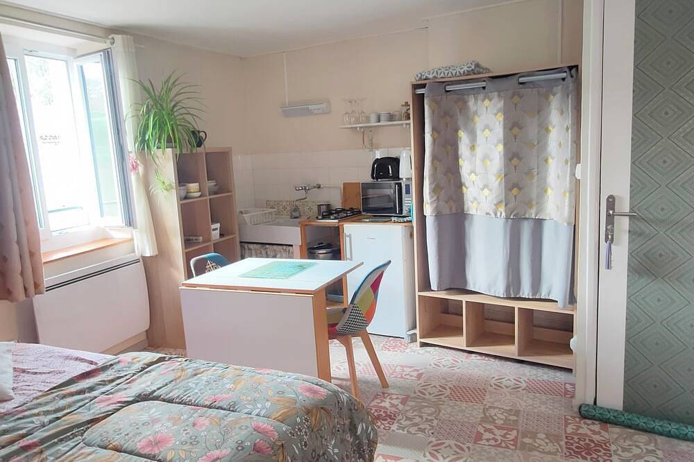 Appartement entier, Studio cosy avec se vue sur rivière in Rennes-les-Bains, Parc naturel régional Corbières-Fenouillèdes