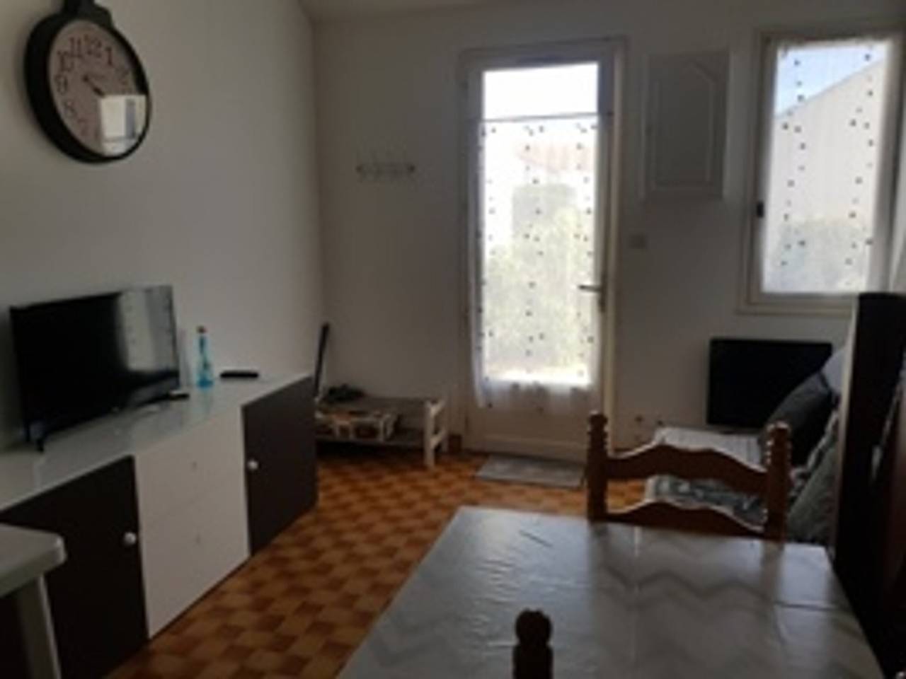 Appartement entier, Studio mezzanine proche plage avec terrasse, parking et animaux admis in L'Aiguillon-la-Presqu'île, Vendée