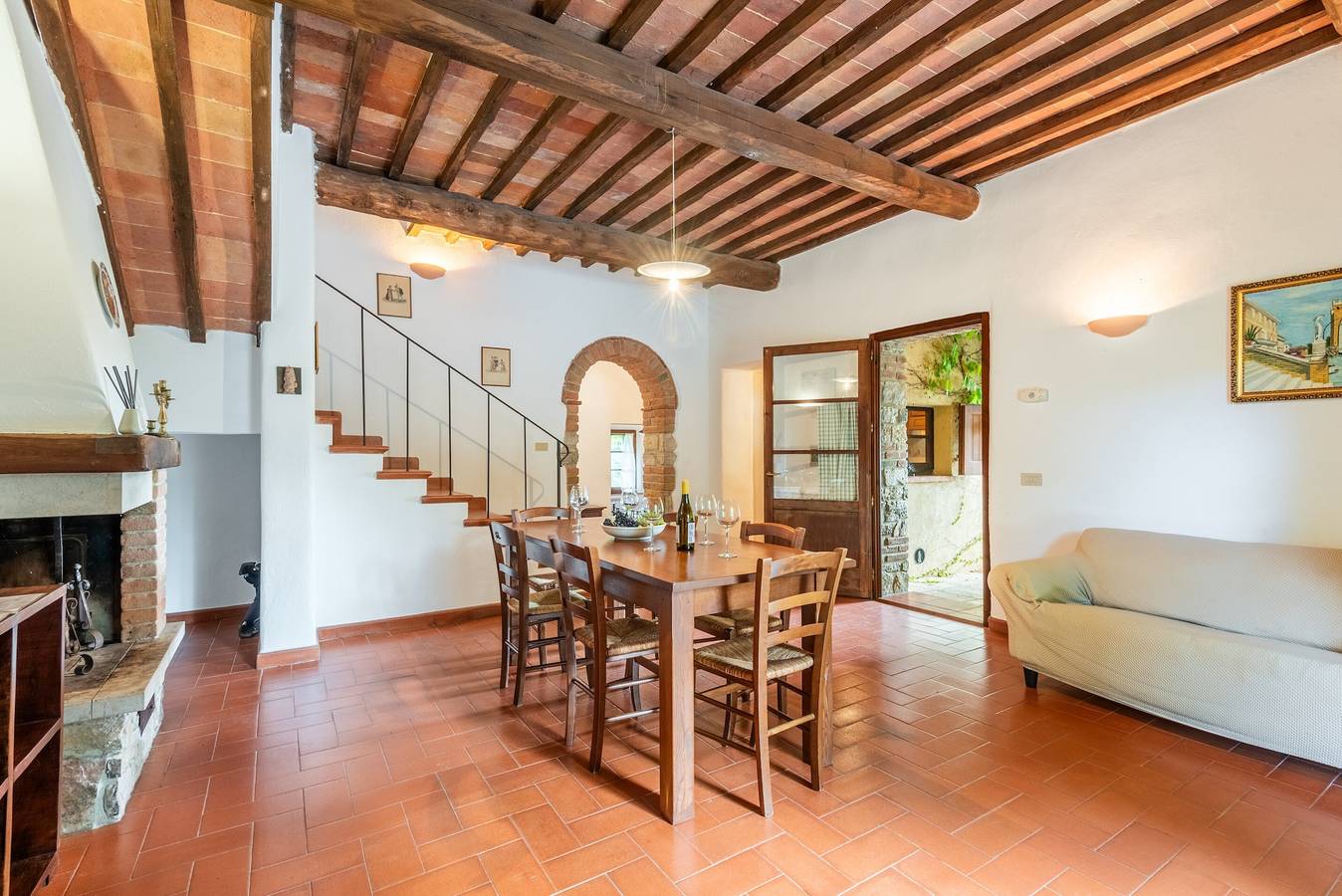 Apartamento entero, Apartamento 'La Lollaia' con piscina compartida, terraza compartida y Wi-Fi in Rapolano Terme, Provincia de Siena