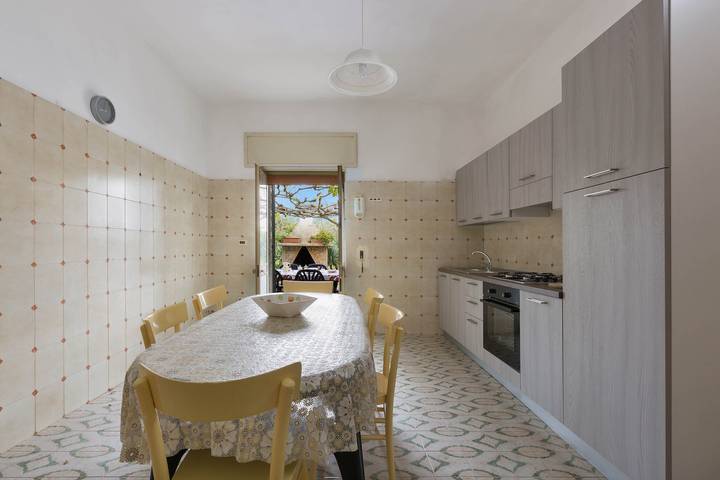 Gîte pour 8 personnes, avec jardin à Porto Cesareo - 4