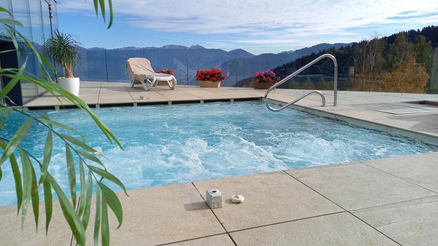 Hotel für 3 Personen, mit Balkon und Whirlpool sowie Terrasse und Garten in Trient - 2