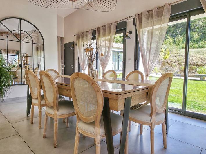 Location de vacances pour 10 personnes, avec jardin à Roche-Saint-Secret-Béconne - 4