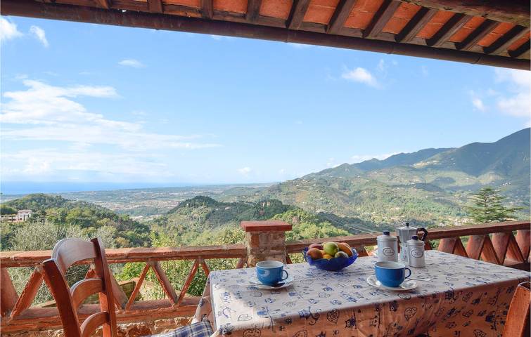 Ferienhaus für 8 Personen, mit Garten, mit Haustier in Camaiore - 2