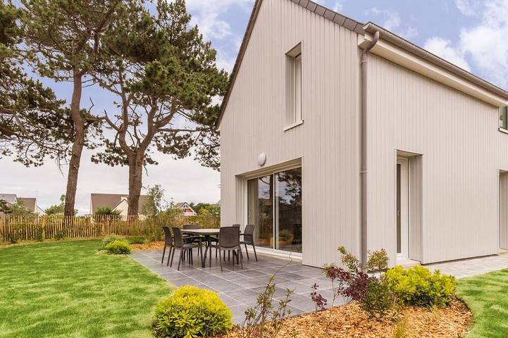 Gîte pour 4 personnes, avec jardin à Portbail