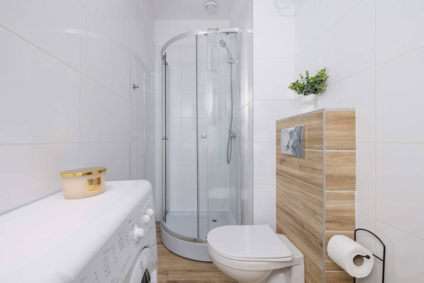 Całe studio, Francuska 31 Katowice | Cosy Studio in City Center in Katowice, Śląsk