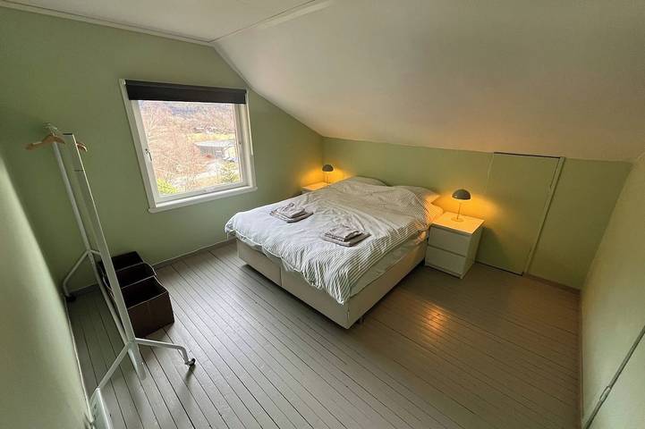 Einzigartiges Haus am Fjord in der Nähe von Preikestolen in Forsand