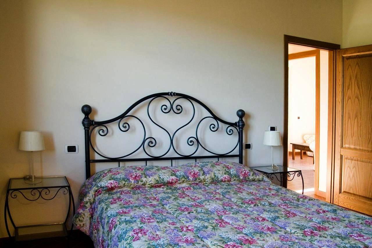 Two-Bedroom House in Cerreto Guidi, Firenze province