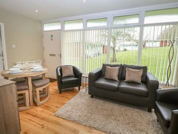 Hut for 4 People in Cromer, Norfolk, Photo 1