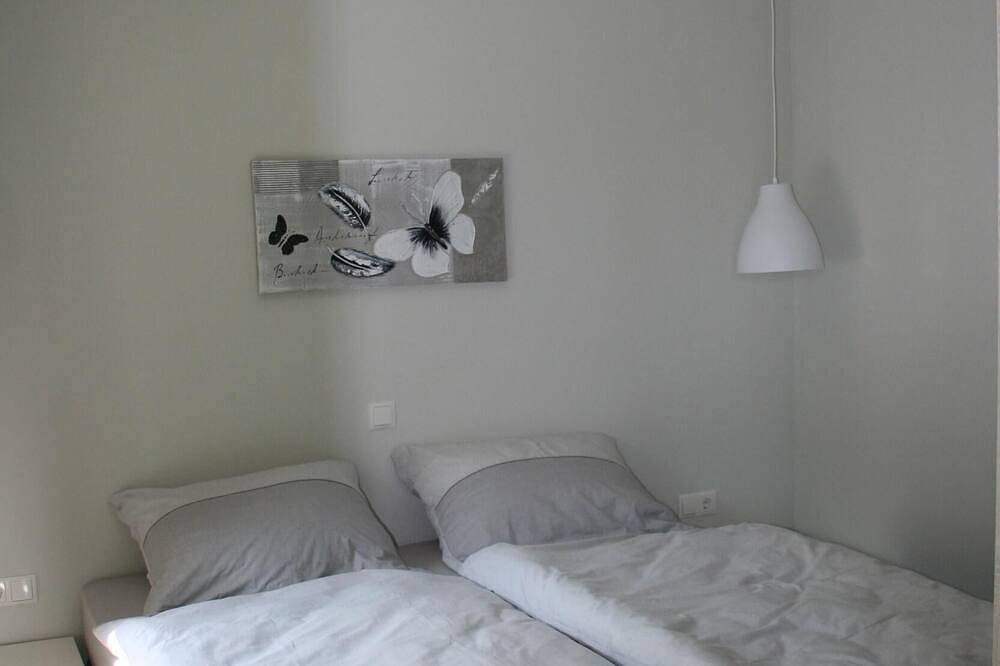 Ferienhaus Holunder Hüsken für entspannte Tage zwischen Natur und Hightech in Schloss Dankern, Oberlangen