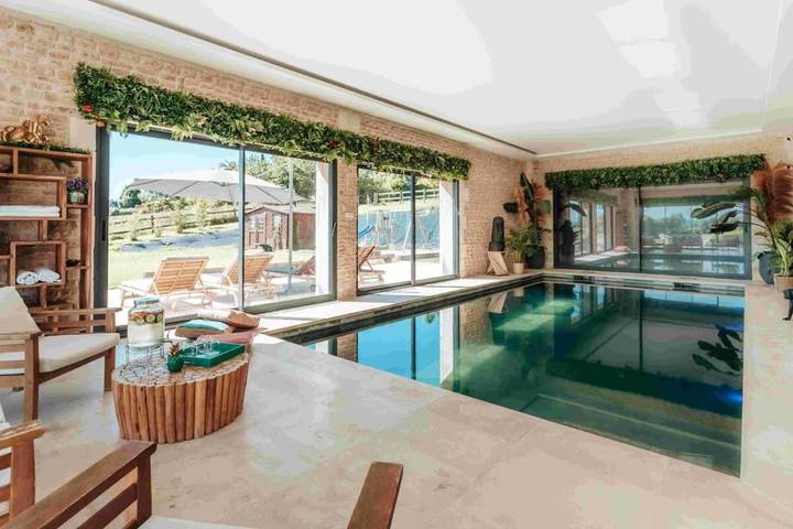 Maison de vacances pour 15 personnes, avec Jardin et Piscine
