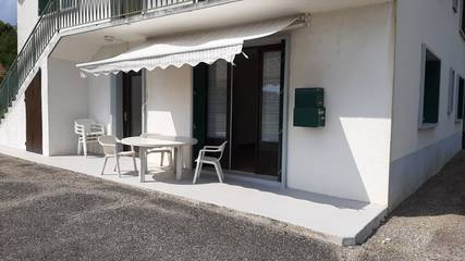 Gîte pour 6 personnes, avec jardin et terrasse dans Arlay